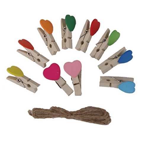 【ノーブランド品】結婚式　披露宴用　木製　クリップ　ペグ　カードホルダー　ひも付き　ハート型　（レインボー）　10個