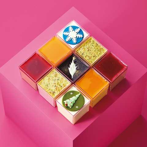 アニバーサリー　カラフルポップなキューブカップ