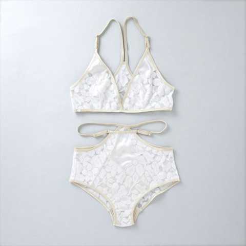 ヤーチャイカ for GIRLIN' ::: PUNK LOVE ::: Bra & Panty Set (GIRLIN’ WHITE)