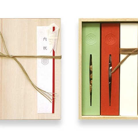 羊羹と豆菓子の詰め合わせ