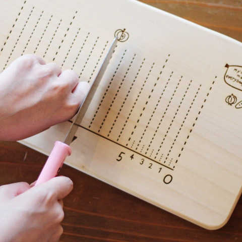 いちょうの木のこどもまな板