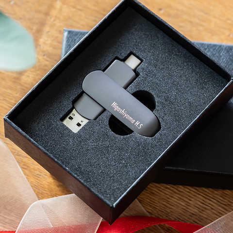 名入れ 2in1  USBメモリ ギフトBOX付き［32GB］