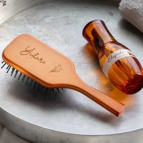 AVEDA（アヴェダ） パドルブラシ ミニ  [名入れ] & ミルボン ヘアオイル セット