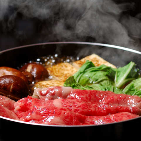 三重「霜ふり本舗」松阪牛　すきやき 肩ロース・モモ・バラ 400g