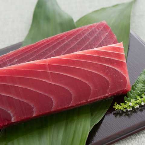 神奈川 「三浦三崎」まぐろの詰合せ (目鉢まぐろ大トロ200g×1、目鉢まぐろ中トロ200g×1、目鉢まぐろ赤身200g×1)