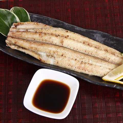 国産うなぎ白焼き１２０ｇx2本　お酒との相性抜群！