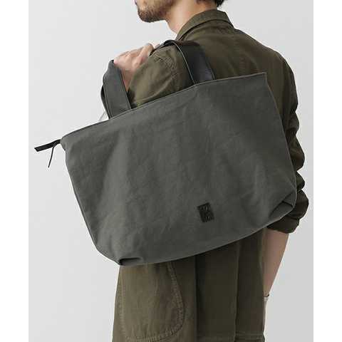 tobiuo/stuff tote M