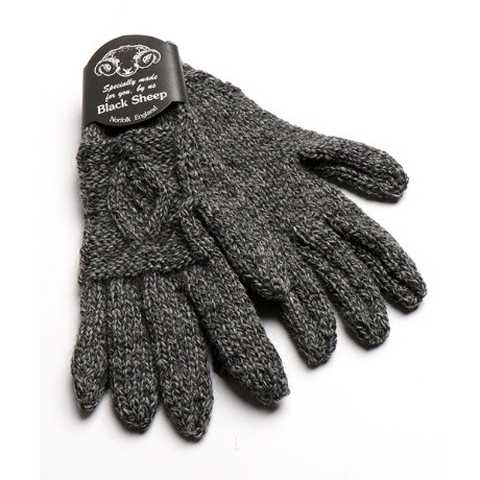 ブラックシープ　HAND KNIT ARANS