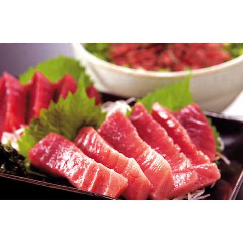 静岡　天然南まぐろ赤身と中とろ