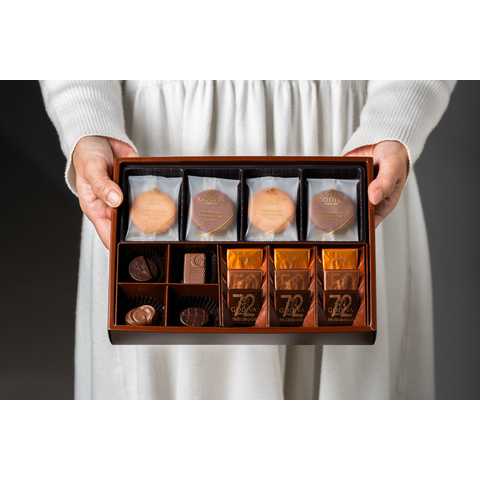 チョコレート&クッキーアソートメント (チョコレート13粒入/クッキー8枚入)