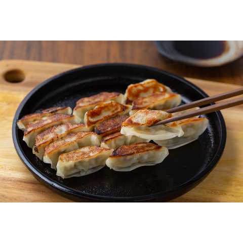 「一風堂」＆「博多八助」監修 ひとくち餃子セット（2種計4袋）