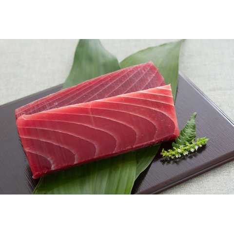 神奈川　「三浦三崎」まぐろの詰合せ (目鉢まぐろ大トロ200g×1、目鉢まぐろ中トロ200g×1、目鉢まぐろ赤身200g×1)