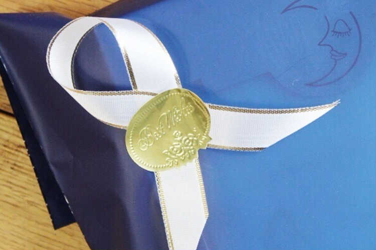 Swaddle Blanket／サーフモービル柄 | ラッピング