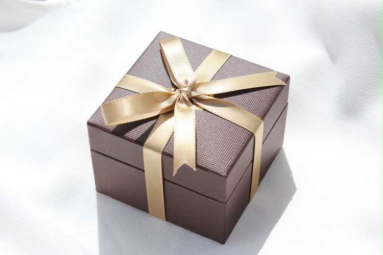 ハートシェイプピンキーリング | ラッピング