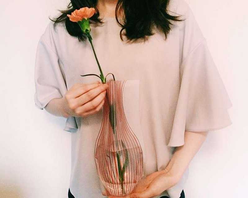 プチプレ 一輪の花とともに 愛する人に贈りたいフラワーベース Anny アニー