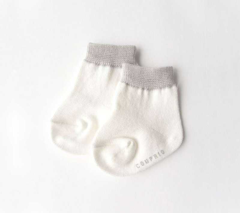 出産祝いに靴下をプレゼント。赤ちゃんとママへ贈りたい、必見喜ばれアイテム集 | Anny アニー