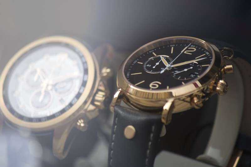彼氏への時計のプレゼントおすすめ21選 メンズに人気の腕時計ブランドをチェック Anny アニー