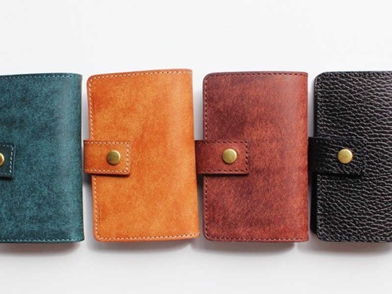 公式販売 マルチカードケース イルビゾンテの長財布 使用短時間のみ - 小物